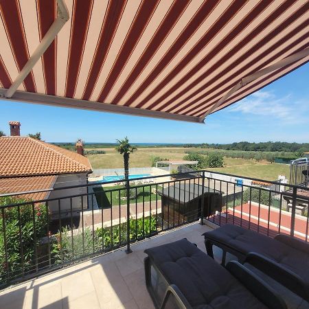 Villa Haus Sunshine à Novigrad Istria Extérieur photo